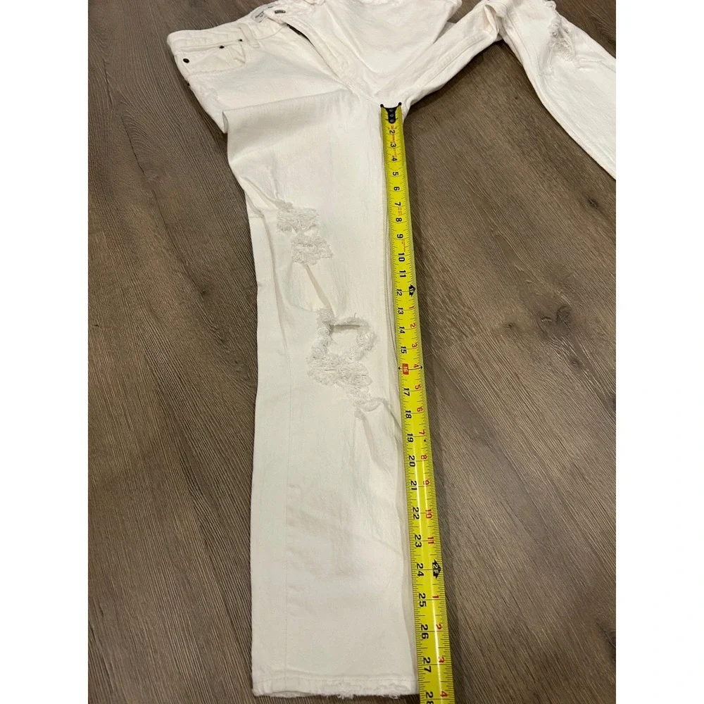 Abercrombie & Fitch Curve Love High Rise Mom Jeans White Distressed 27 4L Long‎